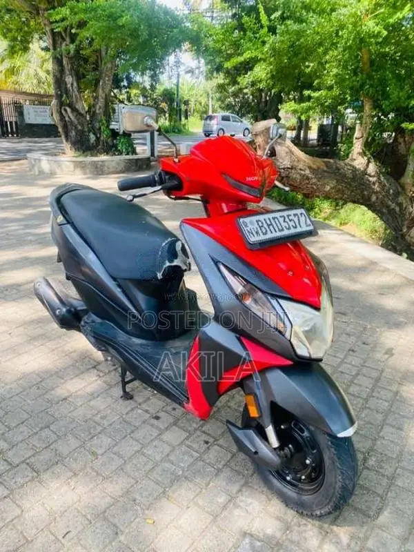 Honda Dio 2018 Motorbike (Used)