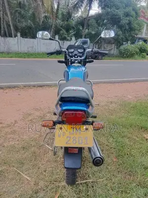 Bajaj Caliber 2004 Motorbike (Used)