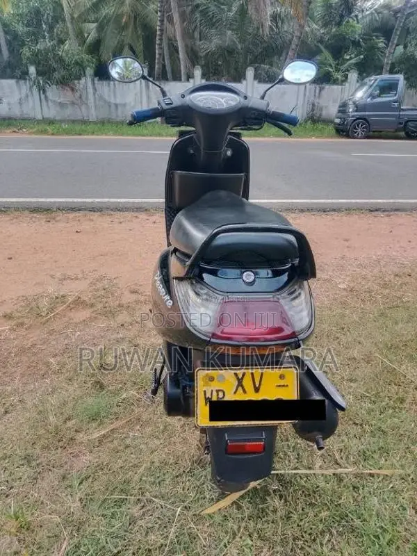 Hero Pleasure 2012 Motorbike (Used)