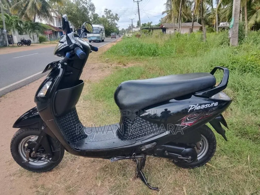Hero Pleasure 2012 Motorbike (Used)