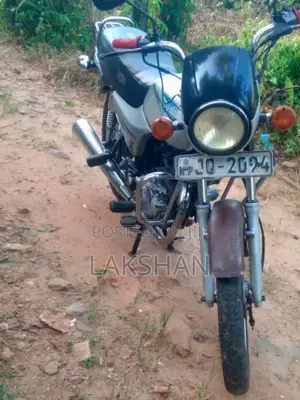 Bajaj Boxer 2006 Motorbike (Used)