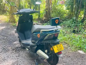 Yadea T5 2024 Motorbike (Used)
