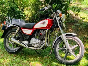 Honda CM 125 Custom 2006 Motorbike (Used)