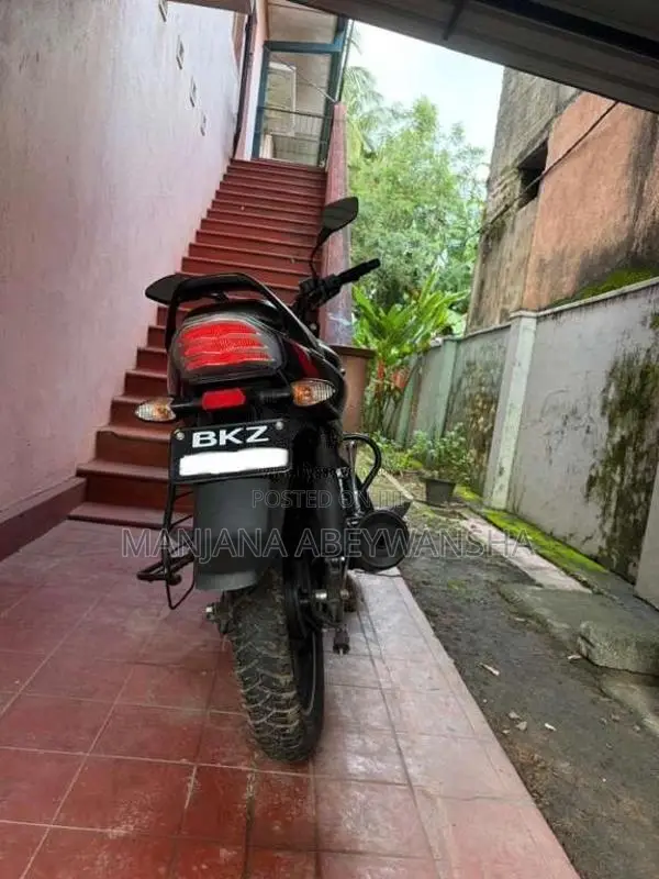 Bajaj Discover 125 2026 Motorbike (Used)