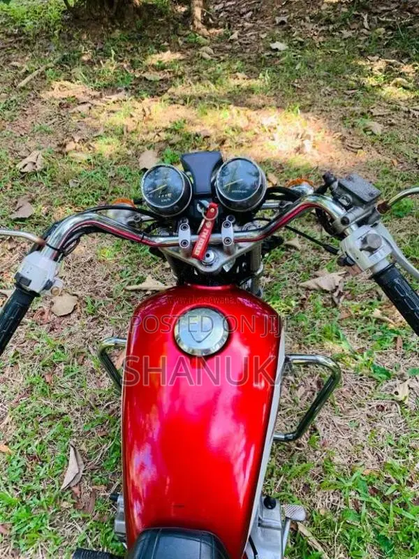 Honda CM 125 Custom 2006 Motorbike (Used)