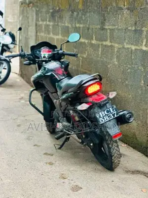 Hero Hunk 2015 Motorbike Unregistered (Recondition)