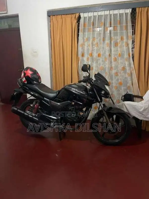 Hero Hunk 2015 Motorbike Unregistered (Recondition)