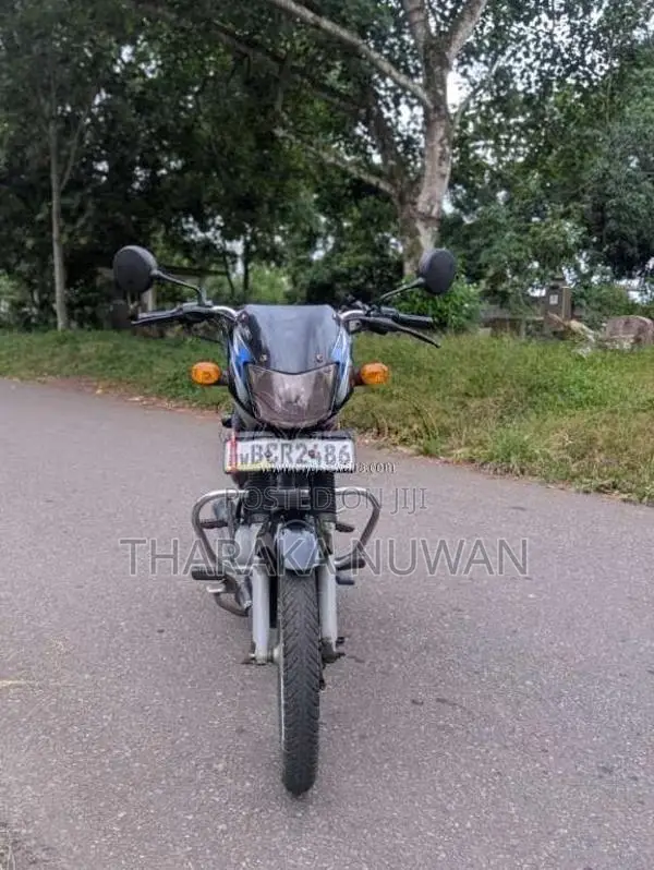 Bajaj CT-100 2015 Motorbike (Used)