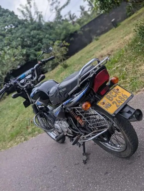 Bajaj CT-100 2015 Motorbike (Used)