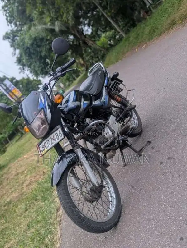 Bajaj CT-100 2015 Motorbike (Used)