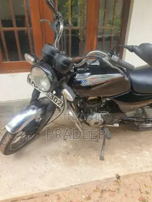 Bajaj Boxer 2003 Motorbike (Used)