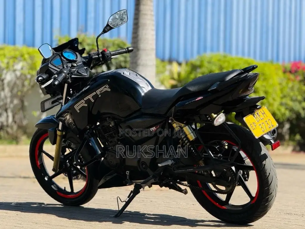 TVS Apache RTR 180 2016 Motorbike (Used)
