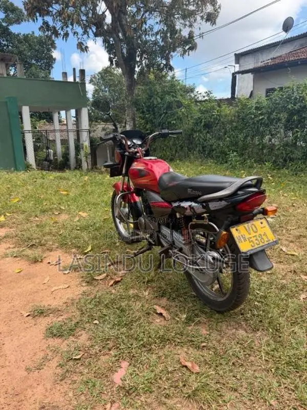 Bajaj Platina 2010 Motorbike (Used)