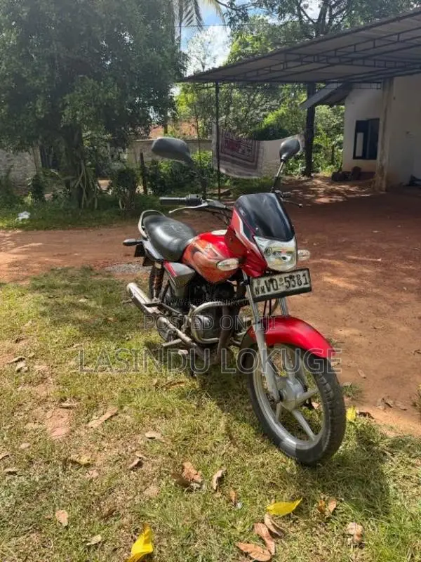 Bajaj Platina 2010 Motorbike (Used)