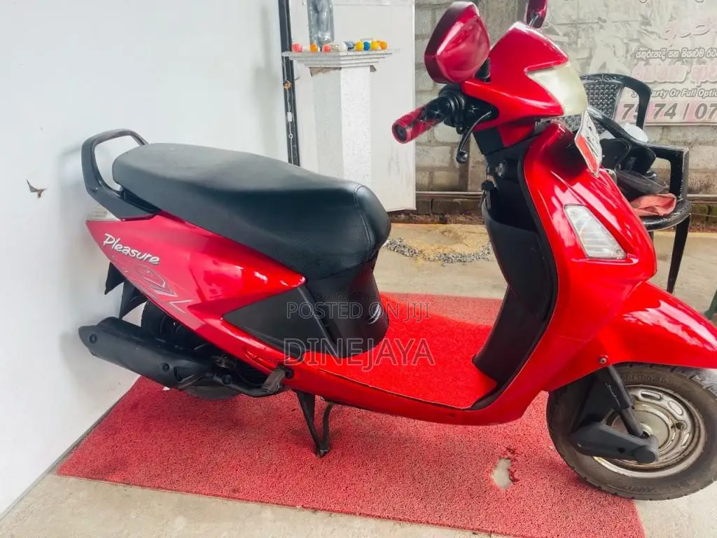 Hero Pleasure 2012 Motorbike (Used)