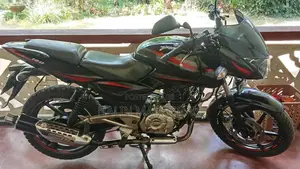 Bajaj Pulsar 180 2016 Motorbike (Used)