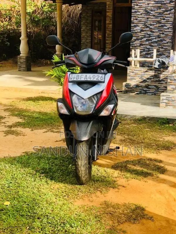 Yamaha Ray Zr 2017 Motorbike (Used)