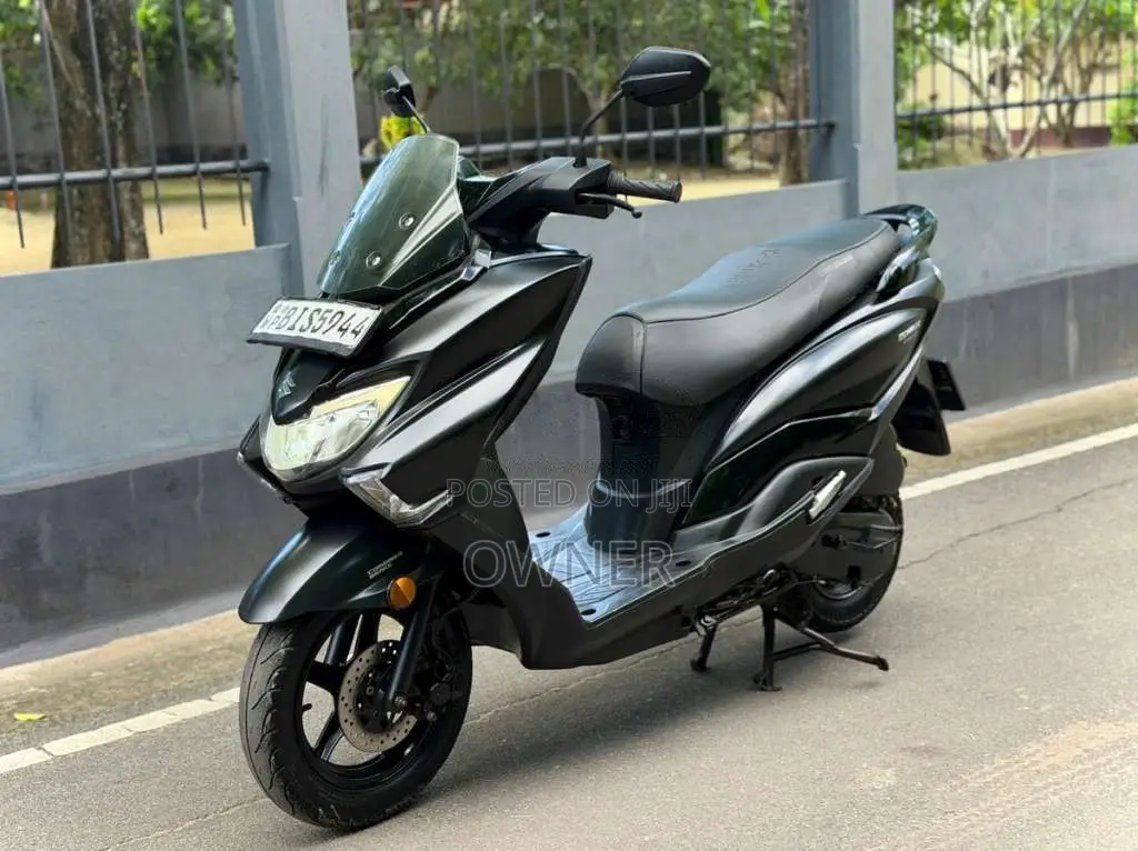 Suzuki BURGMAN 2020 Motorbike (Used)