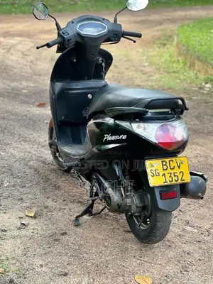 Hero Pleasure 2015 Motorbike (Used)