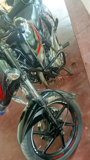 Bajaj Pulsar 180 2016 Motorbike (Used)