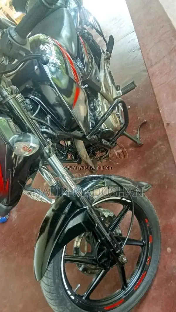 Bajaj Pulsar 180 2016 Motorbike (Used)