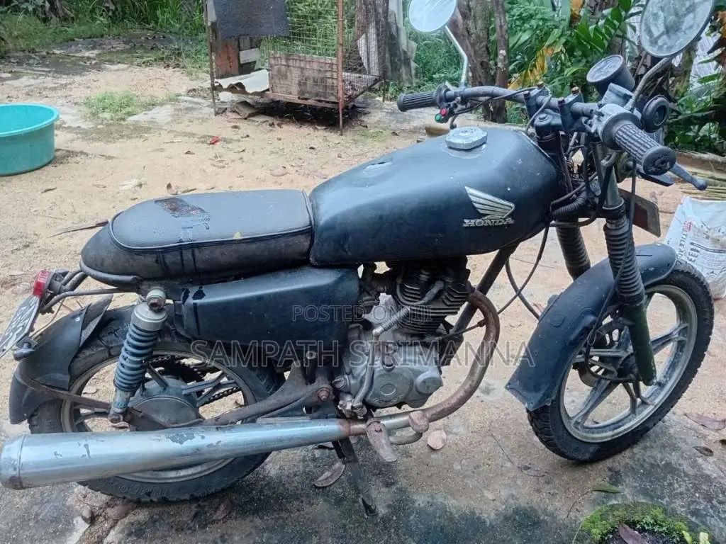 Honda Cg125 2003 Motorbike (Used)