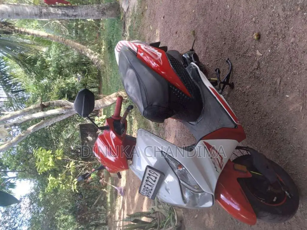 Honda Dio 2017 Motorbike (Used)