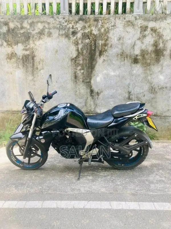 Yamaha FZ-S Version 2.0 2016 Motorbike (Used)