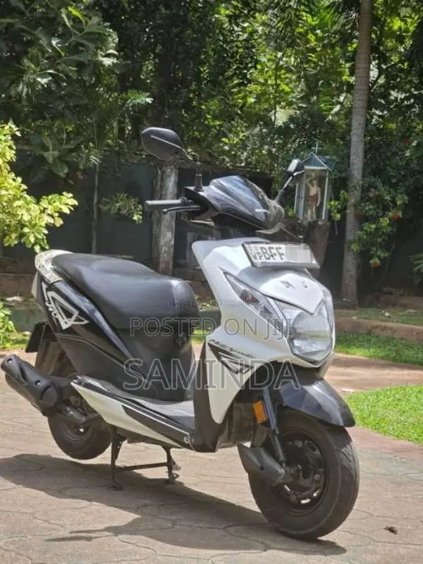 Honda Dio 2017 Motorbike (Used)
