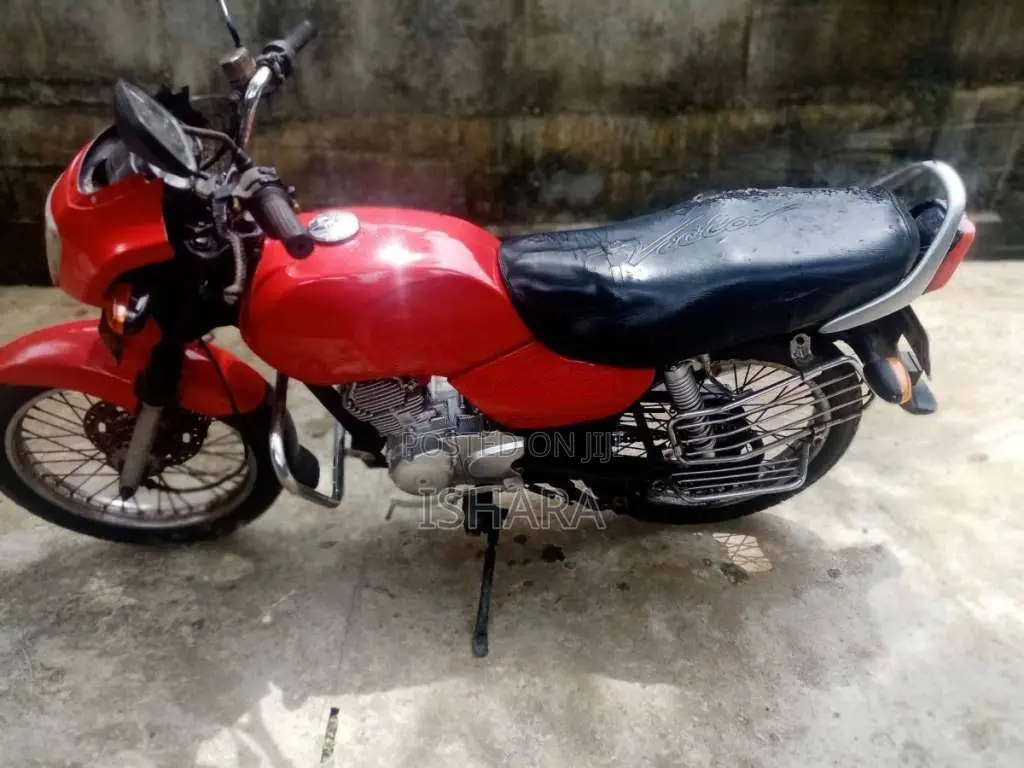 TVS Victor 2004 Motorbike (Used)