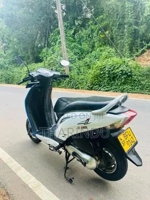 Honda Activa 2017 Motorbike (Used)