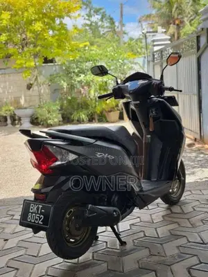 Honda Dio DLX 2026 Motorbike (Used)