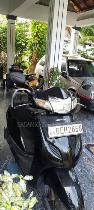 Honda Activa 2016 Motorbike (Used)