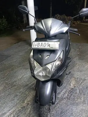 Honda Dio 2013 Motorbike (Used)