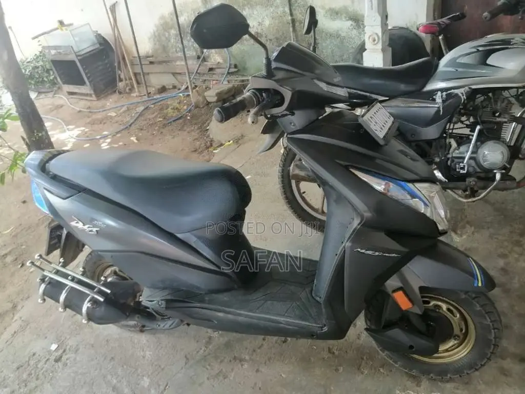 Honda Dio 2019 motorcycle (Used)