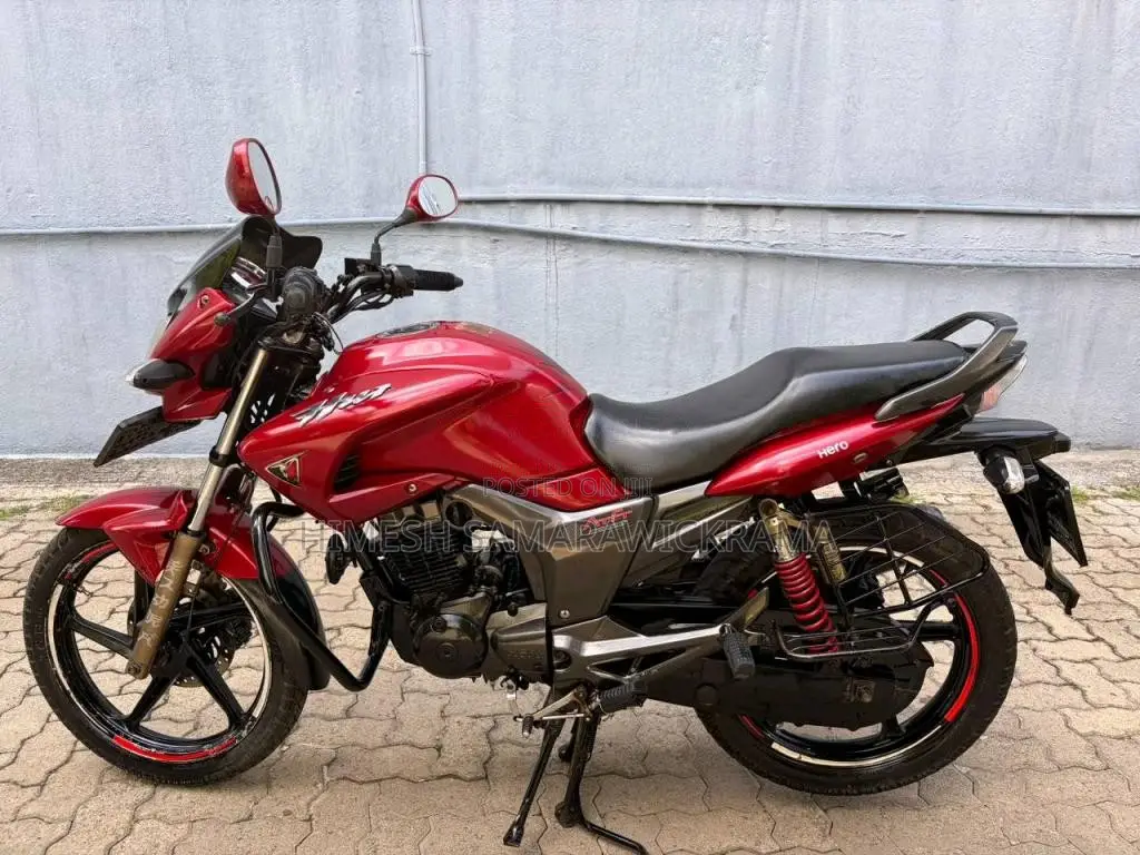 Hero Hunk 2014 Motorbike (Used)