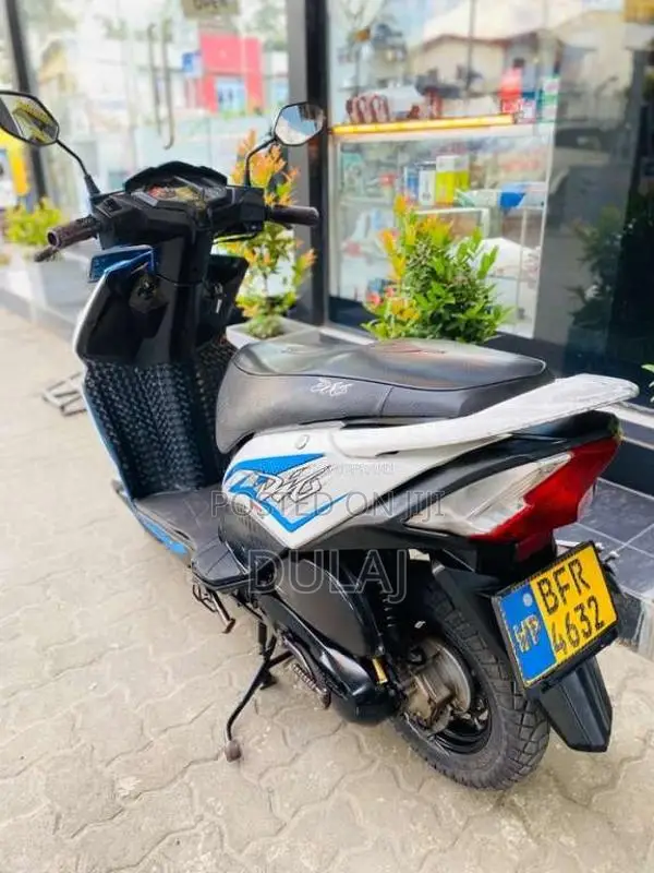 Honda Dio 2017 Motorbike (Used)