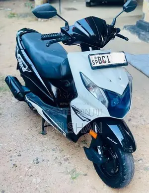 Honda Dio 2015 Motorbike (Used)