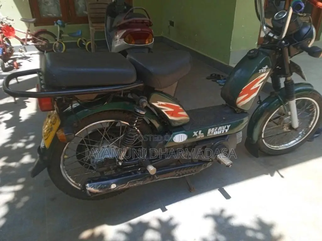 TVS XL Super 2015 Motorbike (Used)