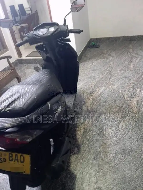 Honda Dio 2013 Motorbike (Used)