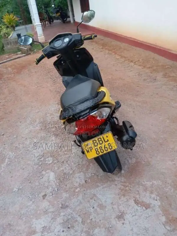 Honda Dio 2014 Motorbike (Used)