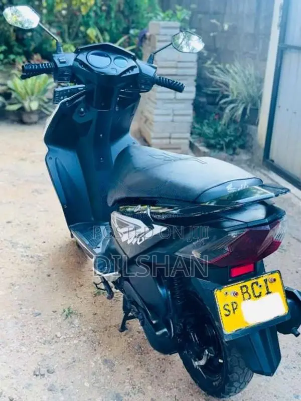 Honda Dio 2015 Motorbike (Used)