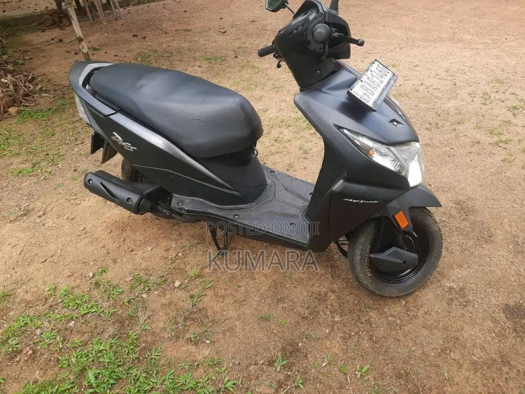 Honda Dio 2013 Motorbike (Used)