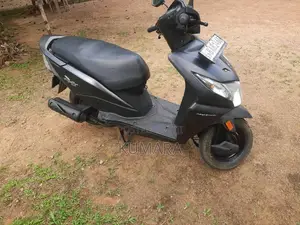 Honda Dio 2013 Motorbike (Used)