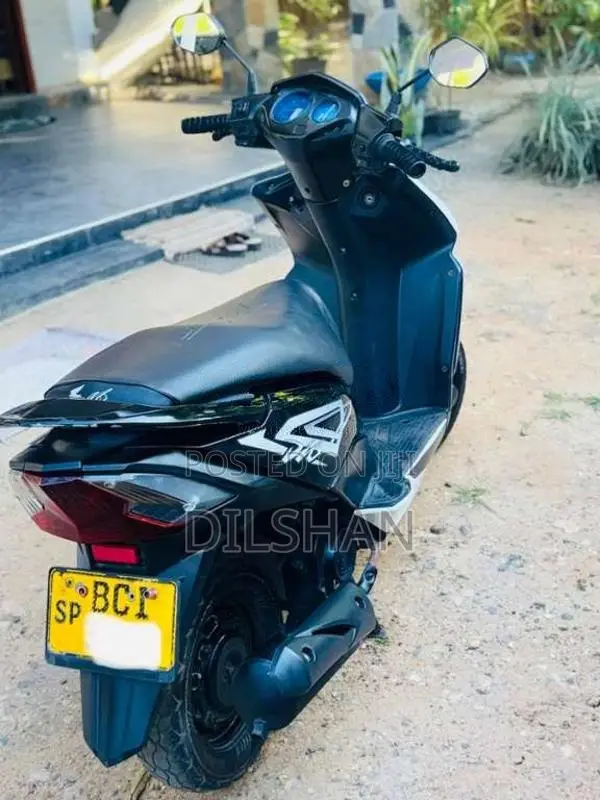 Honda Dio 2015 Motorbike (Used)