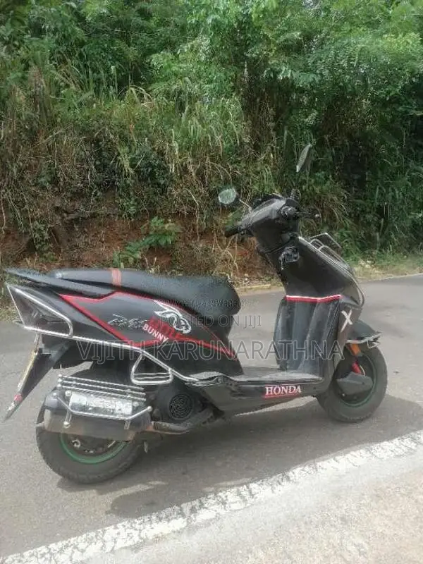Honda Dio 2019 Motorbike (Used)