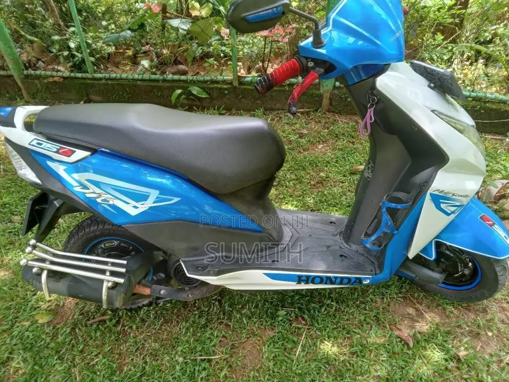 Honda Dio 2015 Motorbike (Used)