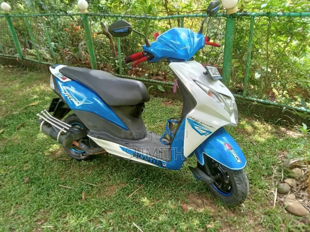 Honda Dio 2015 Motorbike (Used)