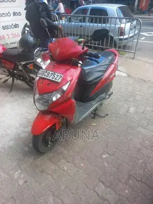 Honda Dio 2015 Motorbike (Used)