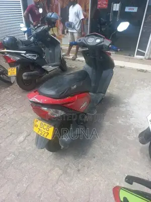 Honda Dio 2015 Motorbike (Used)
